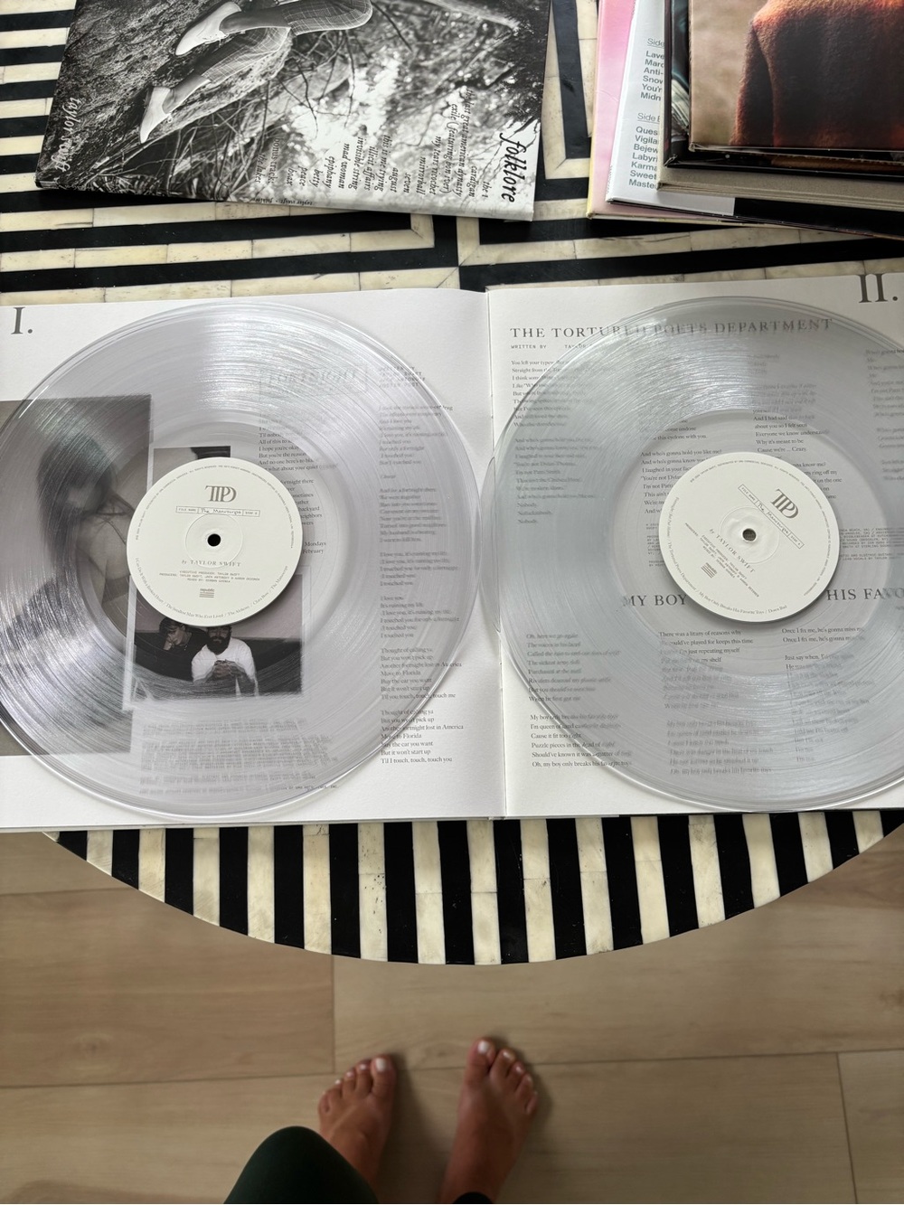 Taylor Swift Vinyl Record Set - Picture 7 of 9